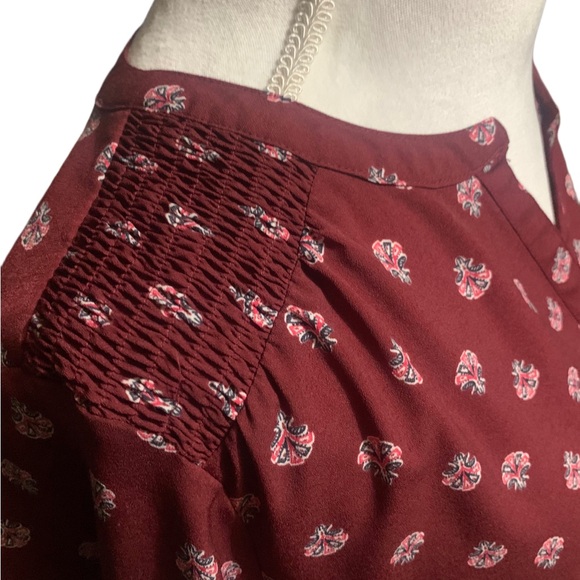 Croft and Barrow Burgundy Blouse - Picture 2 of 9